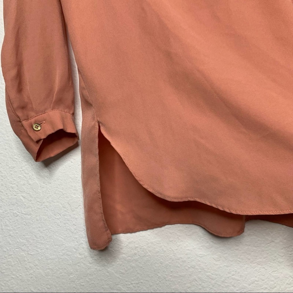 Robert Rodriguez Emery Long Sleeve V-Neck Blouse Salmon with Gold Buttons - Picture 6 of 9